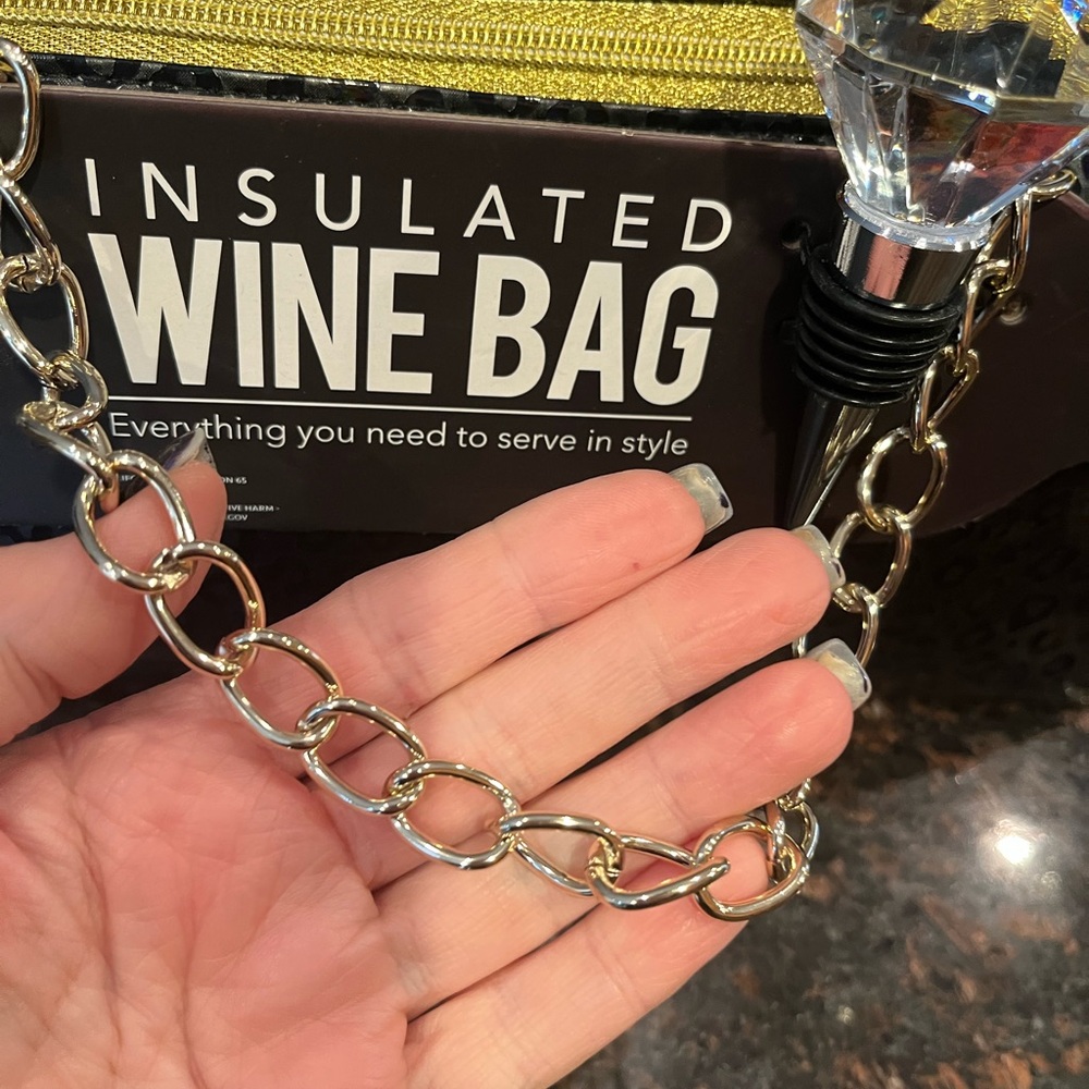 Black Patent Leopard Print Insulated Wine Bag & Diamond Bottle Stopper - Picture 8 of 11